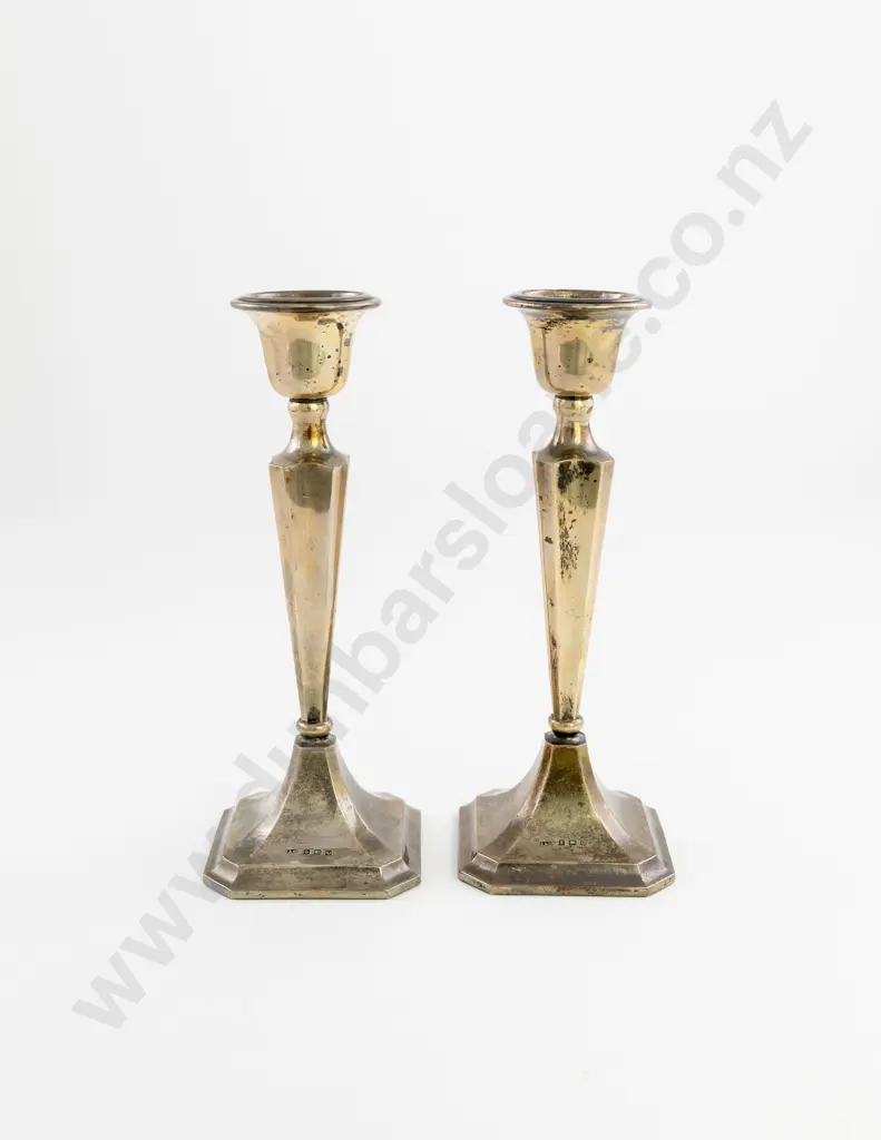 Pair Geo V S/S Candlesticks Image 1++