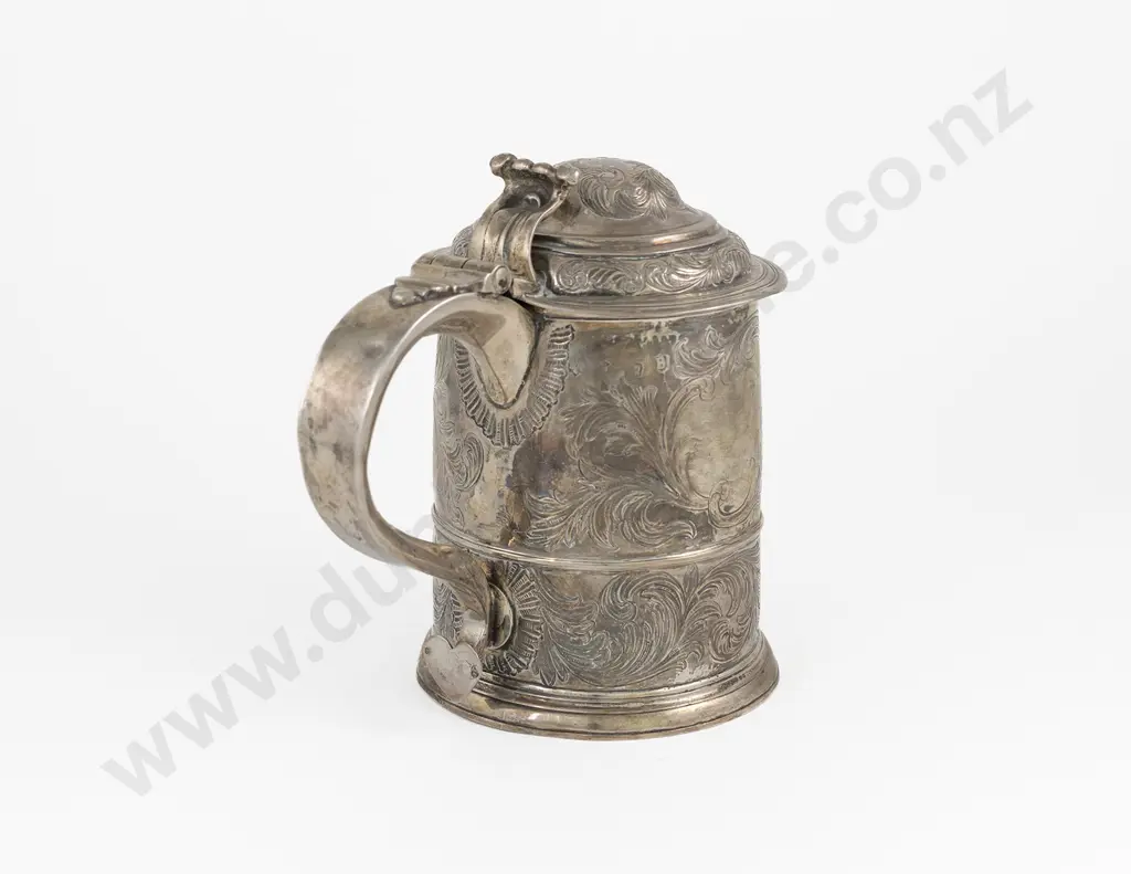 An Attractive Geo I S/S Gilt Tankard Image 1++