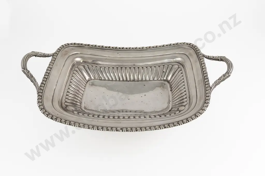 Attractive C19th S/S Table Bowl Image 1++