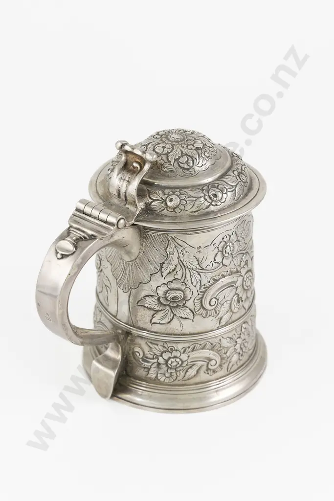 Unmarked Georgian Silver? Lidded Tankard Image 1++