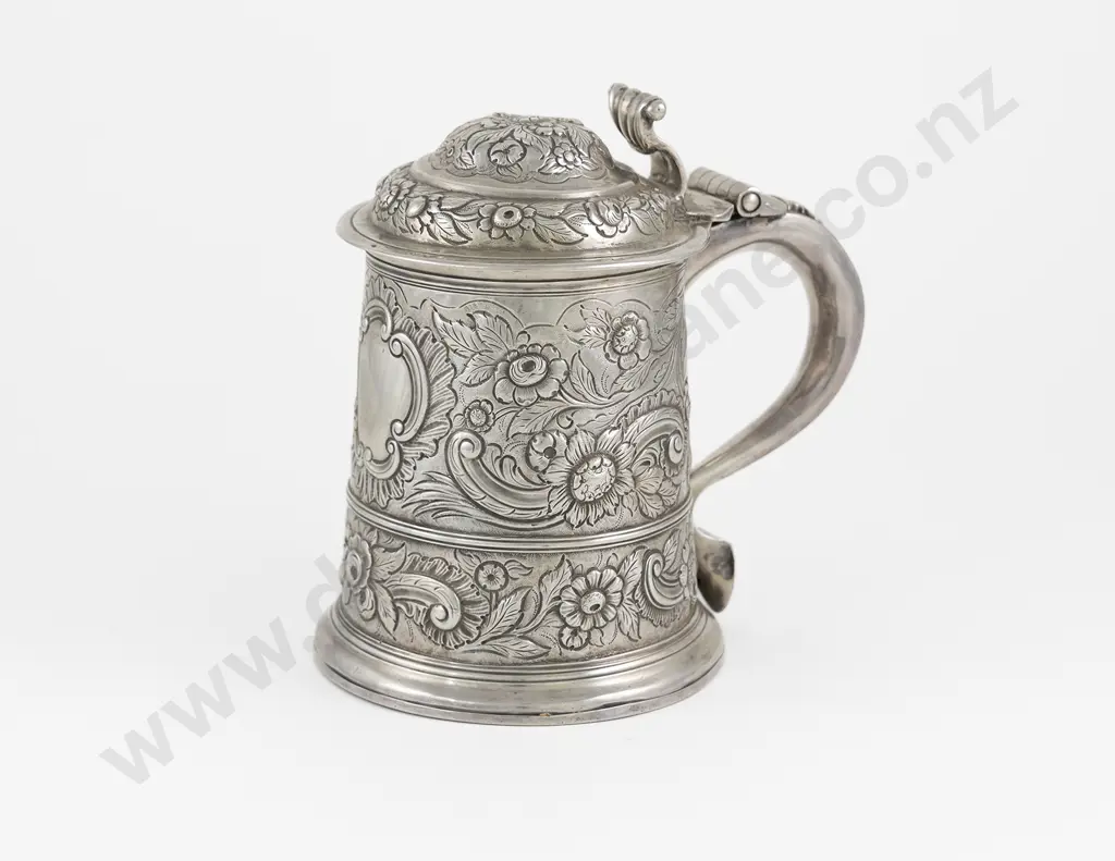 Unmarked Georgian Silver? Lidded Tankard Image 1++