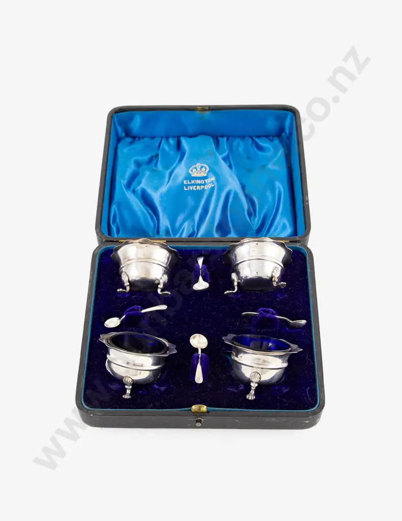 Cased Set Four Edw VII S/S Salts & Spoons Image 1++