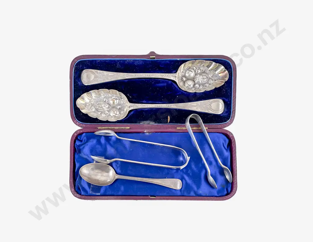 Cased Pair Wm IV S/S Berry Spoons Image 1++