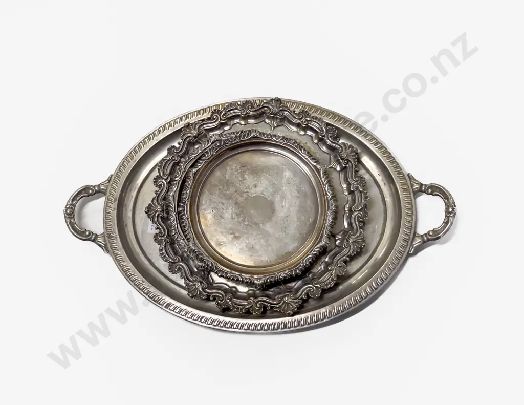 Oval Two Handled Banquet Drinks Tray & 3 Various S/P Circular Salvers Image 1++