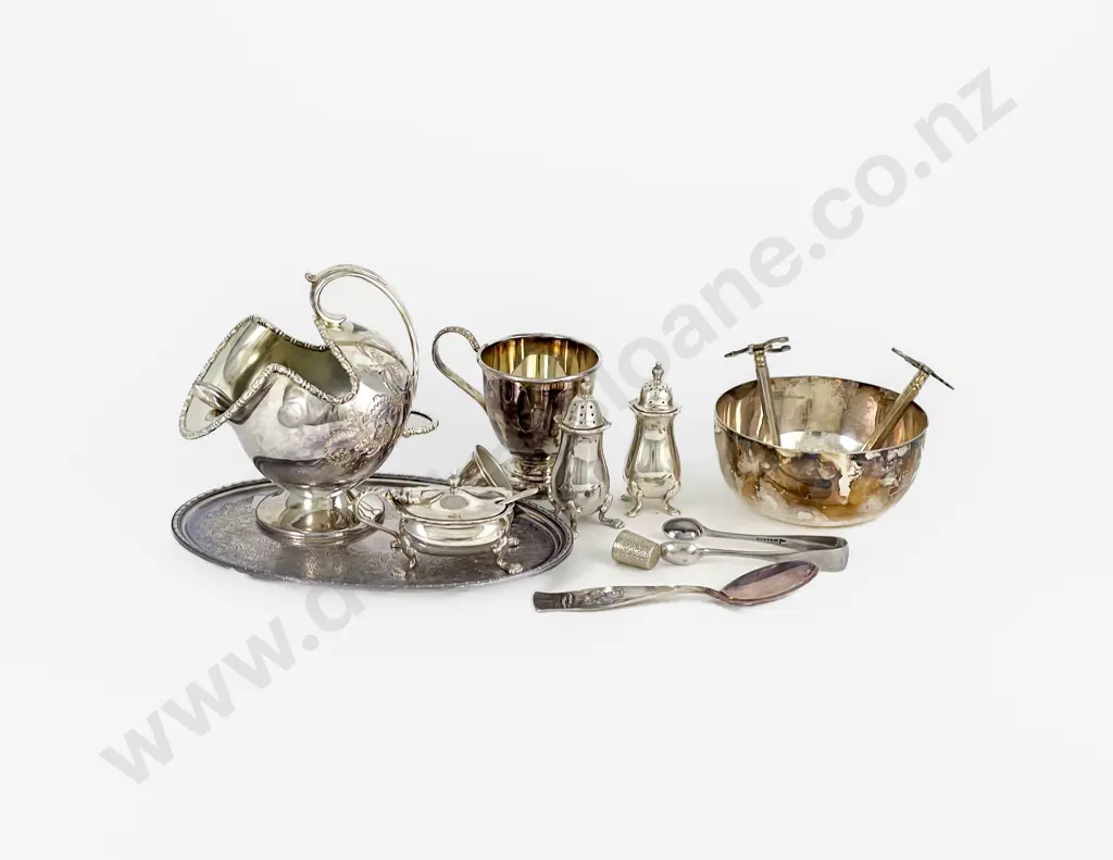 Group Of Small Mixed S/P Items Image 1++