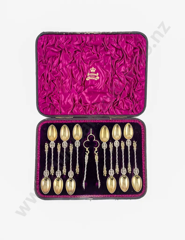 Attractive Vict Cased Set Of Twelve S/S Gilt Apostle Top Coffee Spoons & Tongs Image 1++