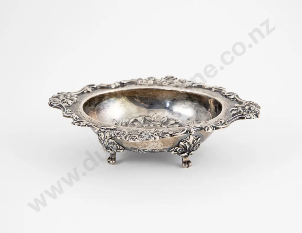 Vict S/S Floret Embossed Trinket Dish Image 1++
