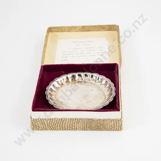 Boxed QEII S/S Pin Tray