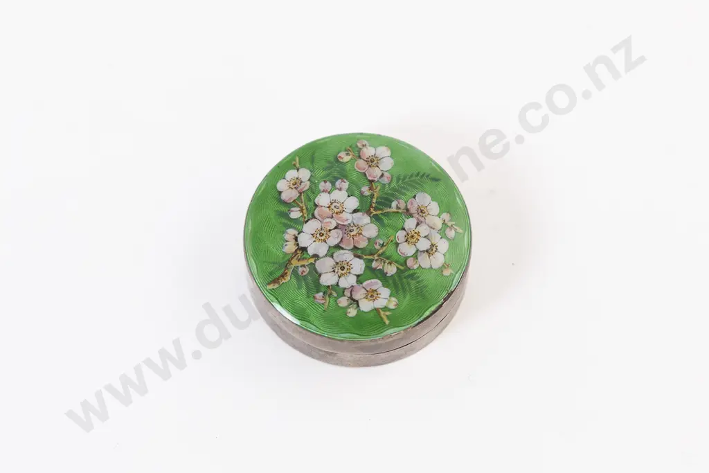 Attractive Edw VII S/S & Enamel Circular Pill Box Image 1++