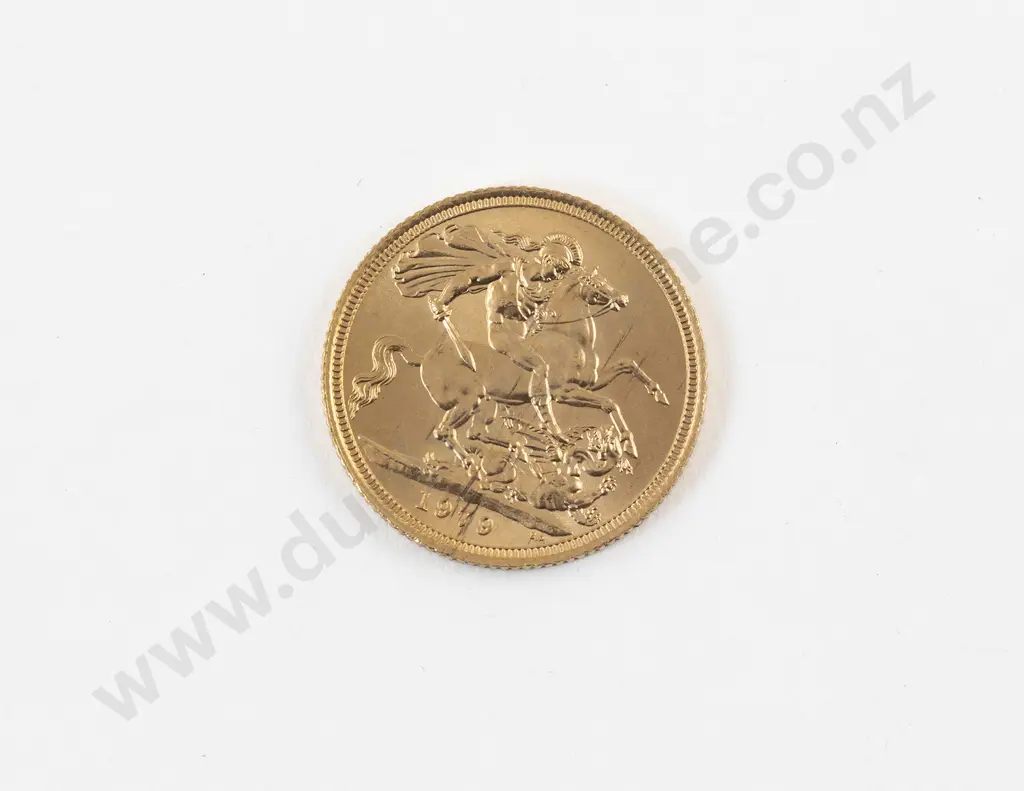 QEII 1979 Full Gold Sovereign Image 1++
