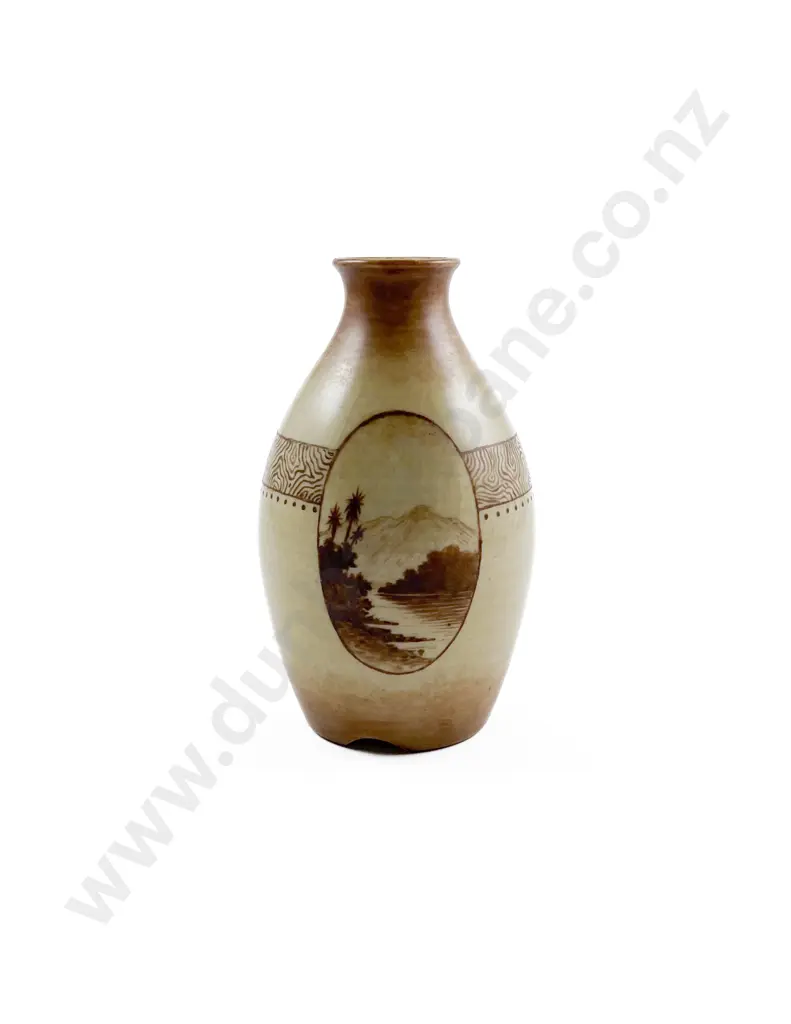 Hand Painted New Zealand Vase Image 1++