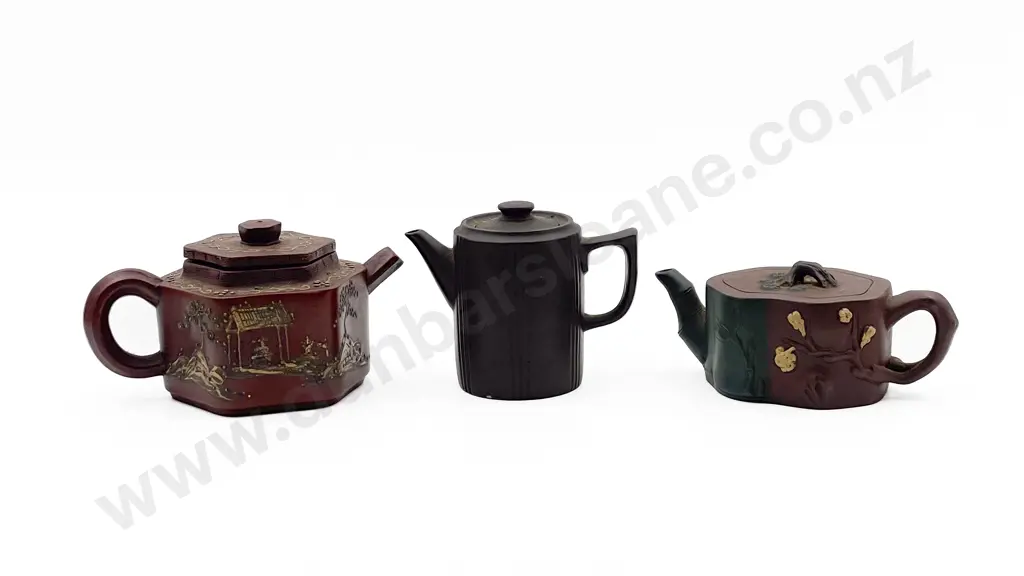 Three Yixing Teapots Image 1++