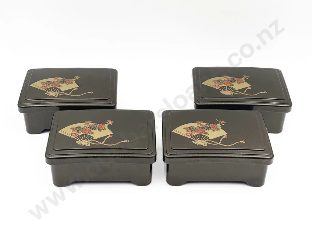 Four Matching Japanese Lacquered Boxes Image 1++