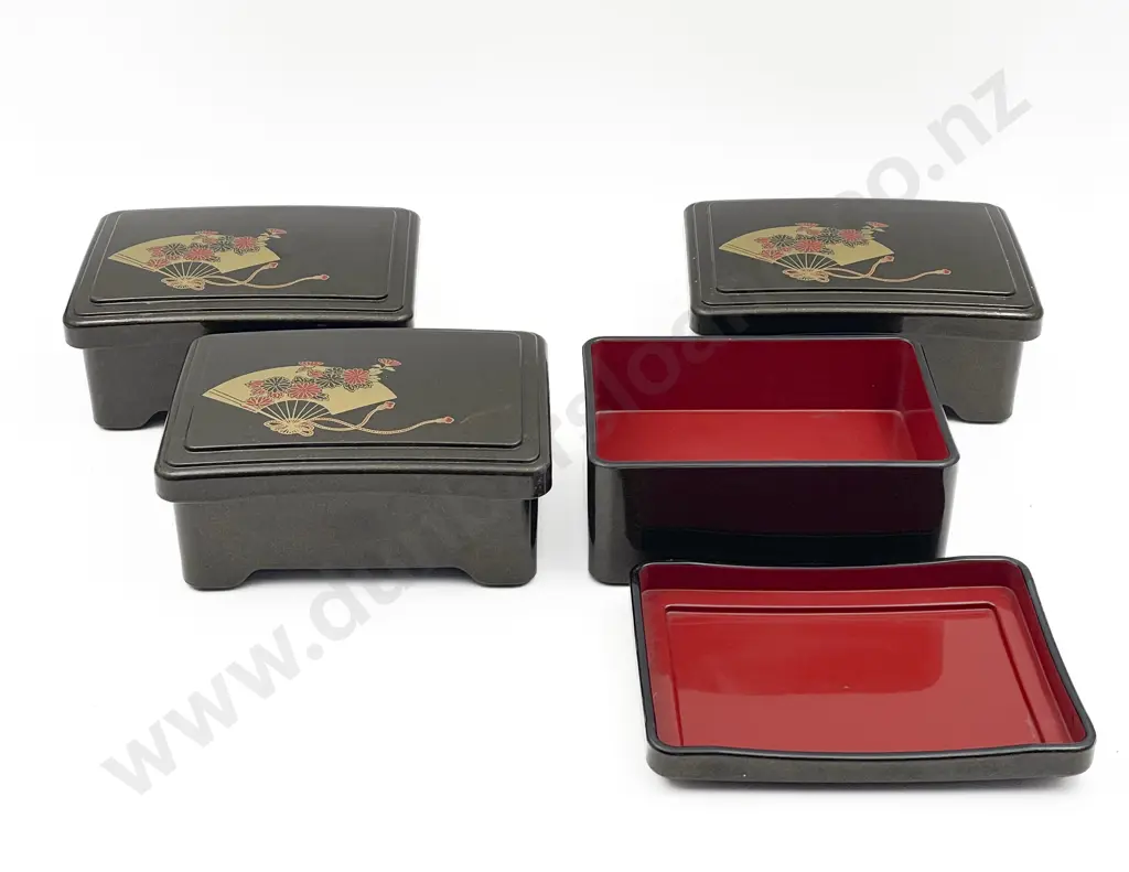 Four Matching Japanese Lacquered Boxes Image 1++