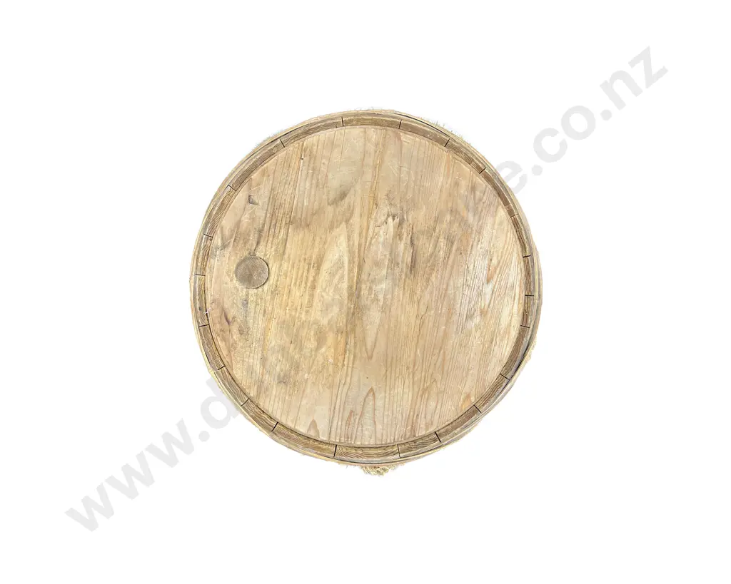 Substantially Sized Wooden Sake Barrel Image 1++