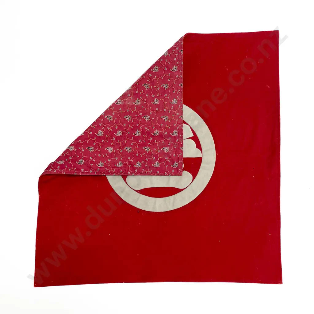 Japanese Mon on Fabric Panel Image 1++