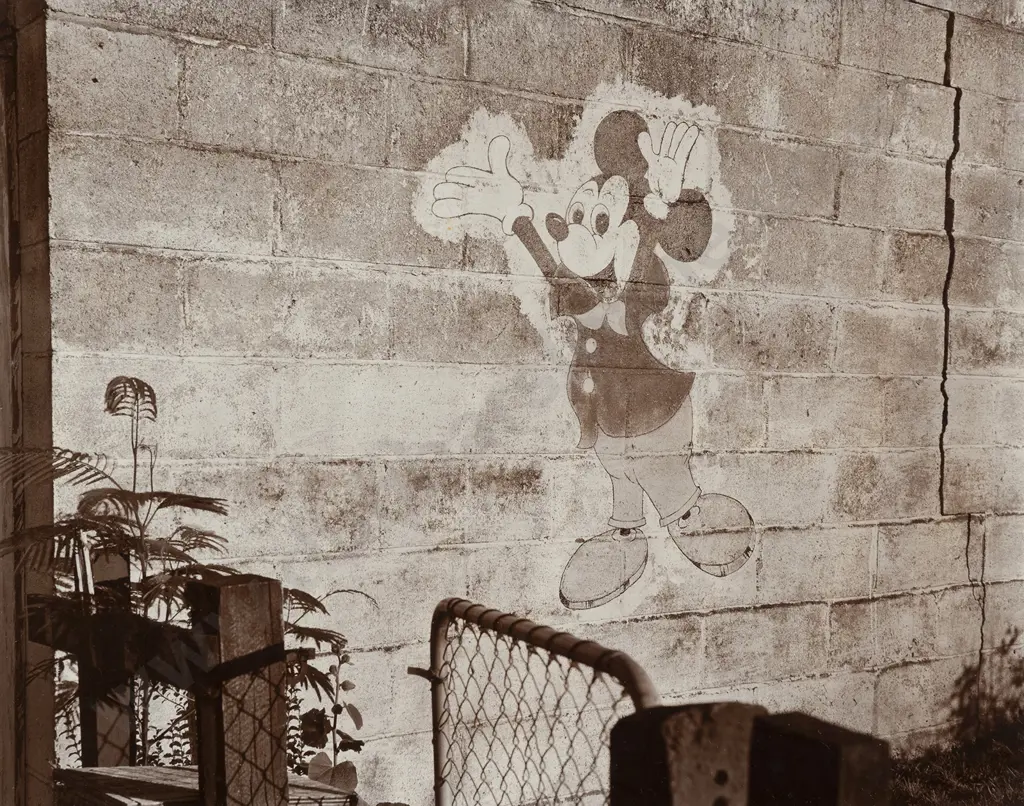Andrew Ross (b1966) - Picture of Mickey Mouse Image 1++