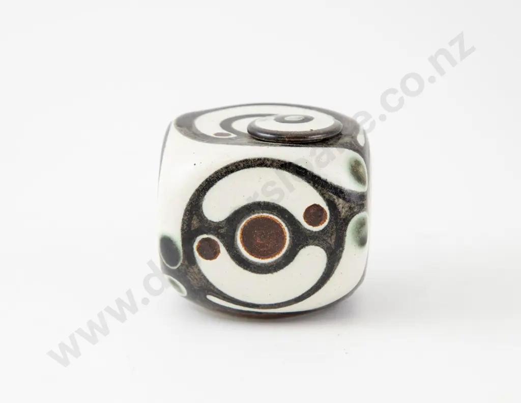 Anneke Borren Cube Form Lidded Box Image 1++