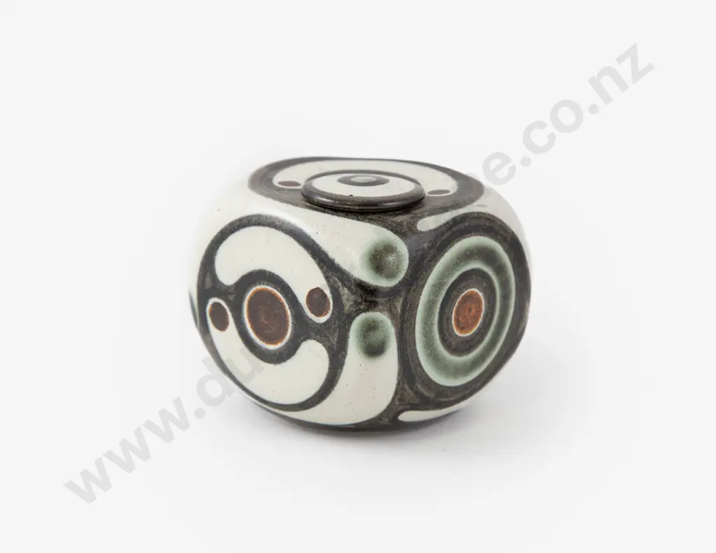 Anneke Borren Cube Form Lidded Box Image 1++