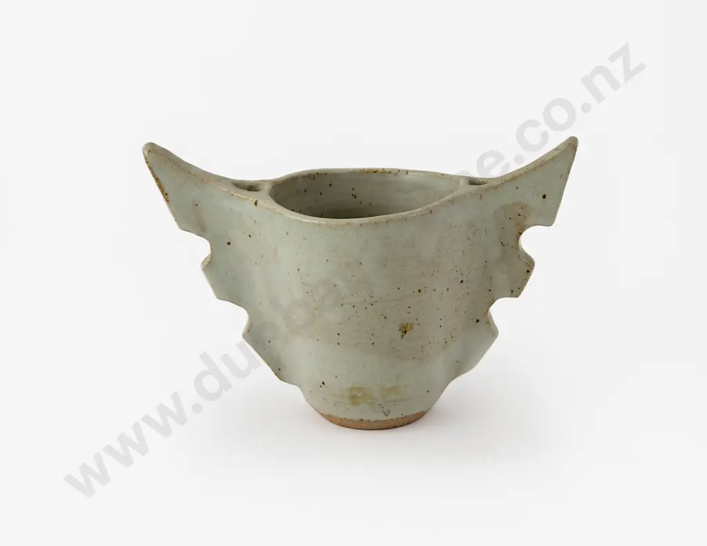 Doreen Blumhardt Winged Vase Image 1++
