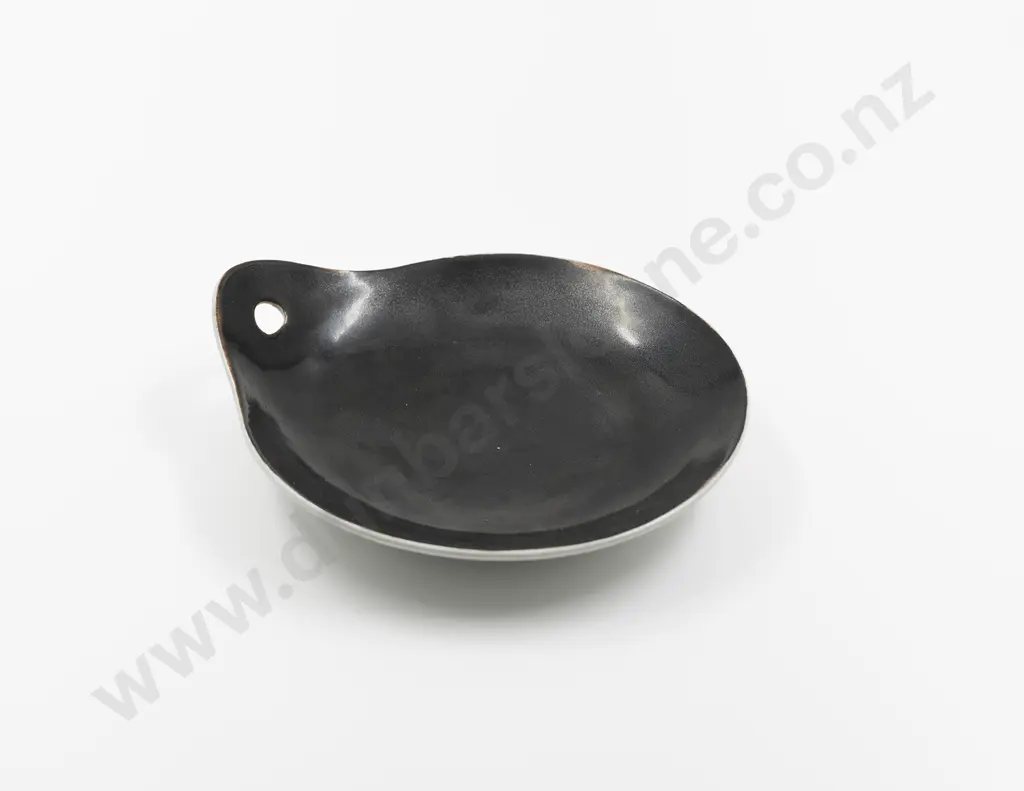 Dame Lucie Rie Cake Plate Image 1++