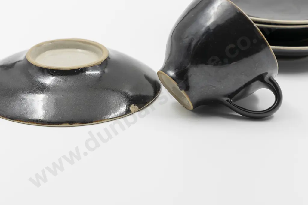 Dame Lucie Rie Teacup & Three Saucers Image 1++