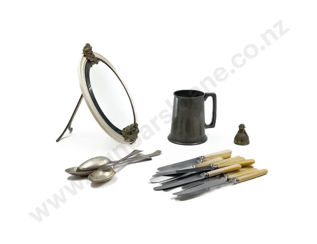 Small Quantity of Assorted Cutlery etc Including Two Pieces of S/S and Mirror Image 1++