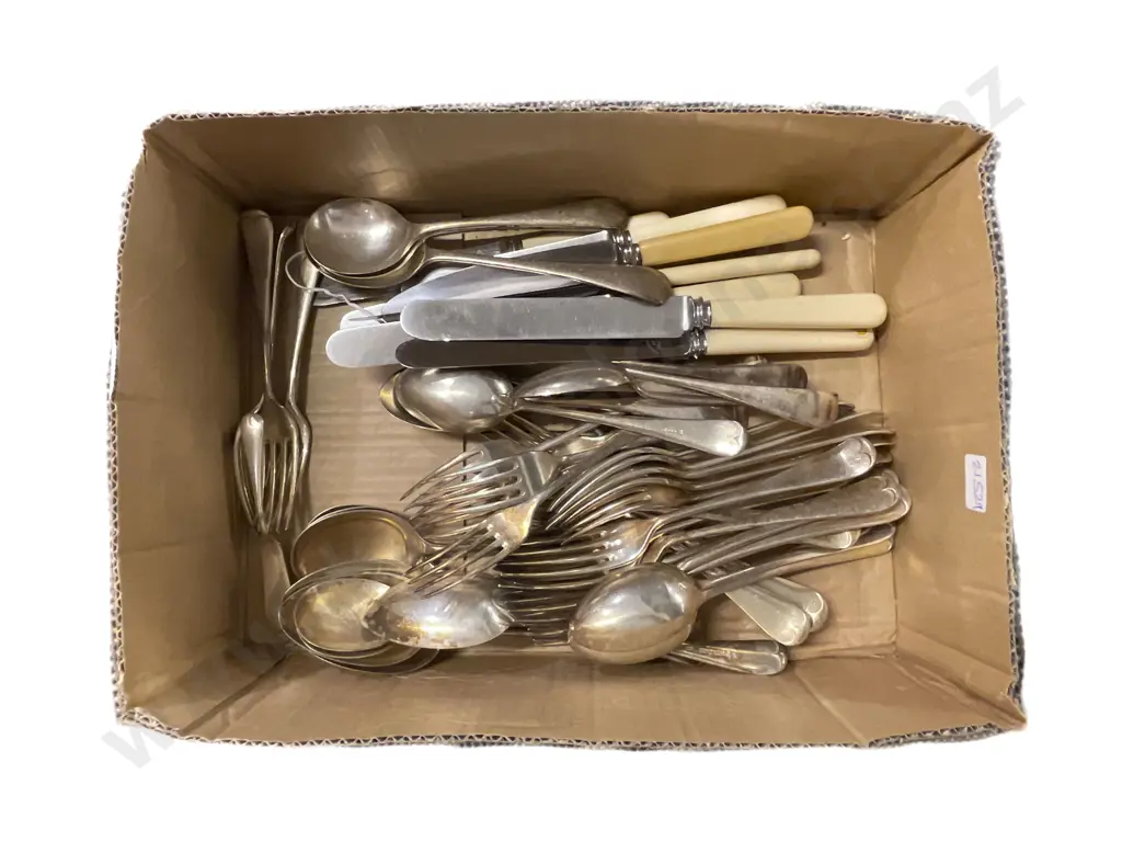 Box of Assorted Cutlery Image 1++