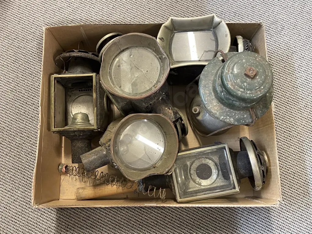Box of Assorted Vintage Lamps and Lanterns Image 1++