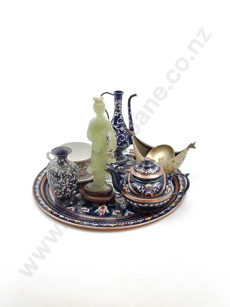 Small Quantity of Assorted Decorative Enamel etc Image 1++