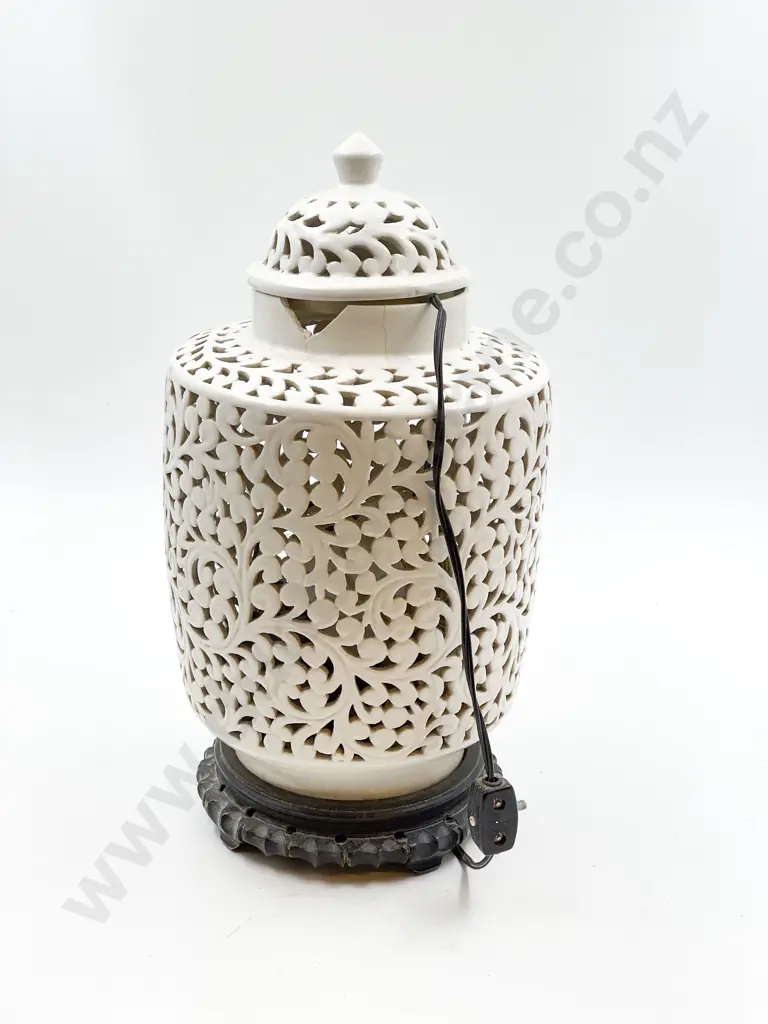 Glazed Vase Form Lamp a/f Image 1++