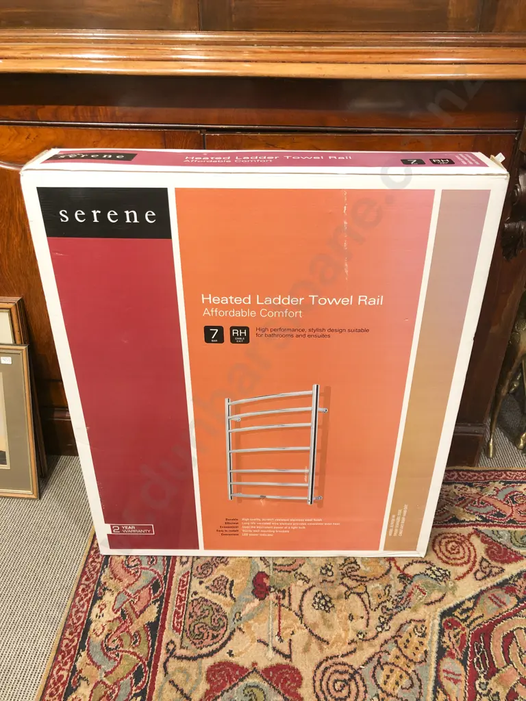 Boxed Heated Ladder Towel Rail Image 1++