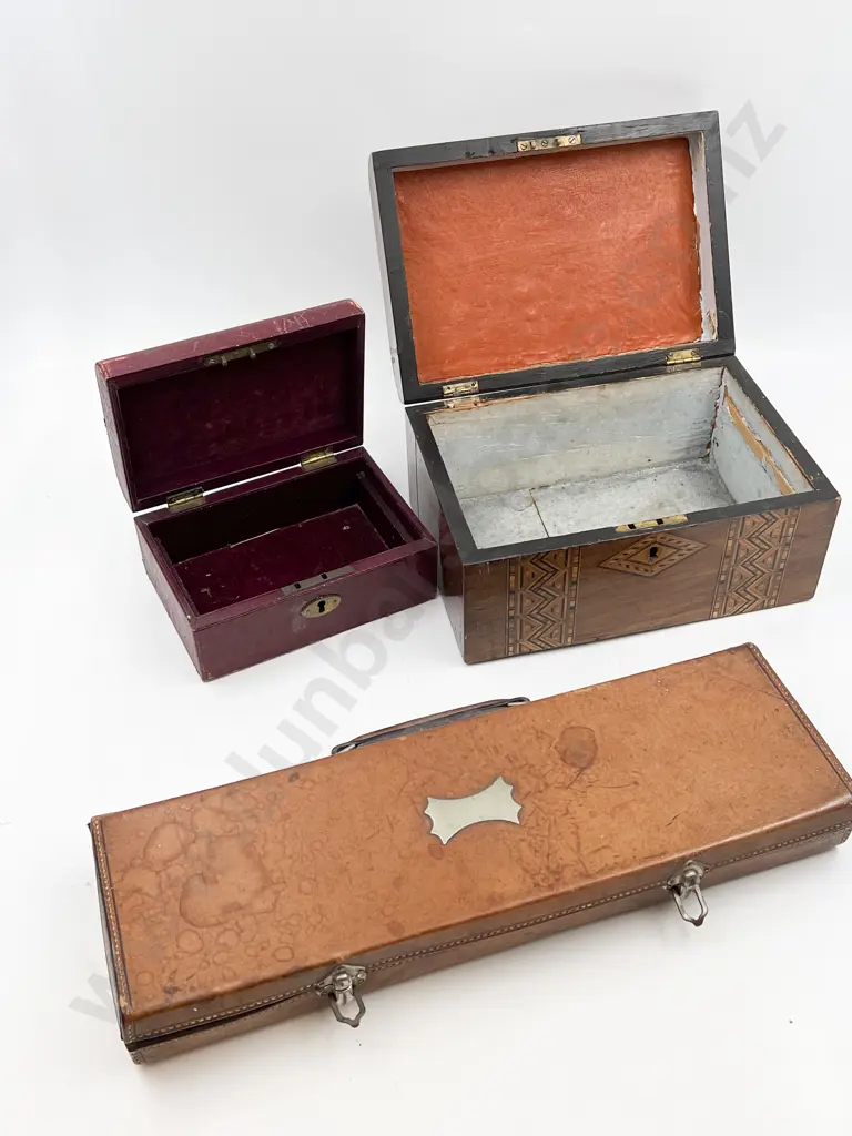 Vintage Recorder Case with Two Vintage Boxes Image 1++