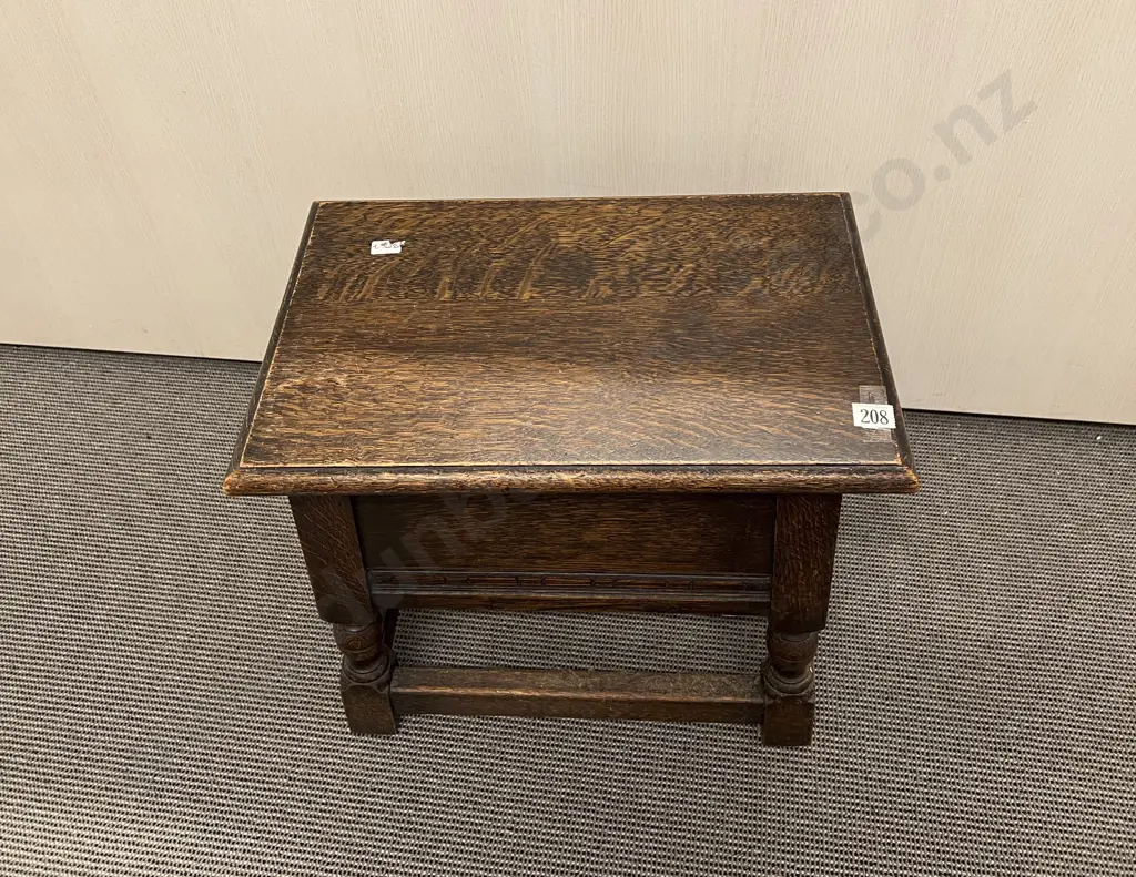 C17th Style Oak Joint Stool Image 1++