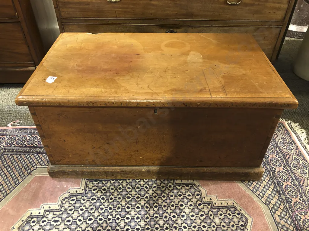 Victorian Australian Wooden Tool Chest Image 1++