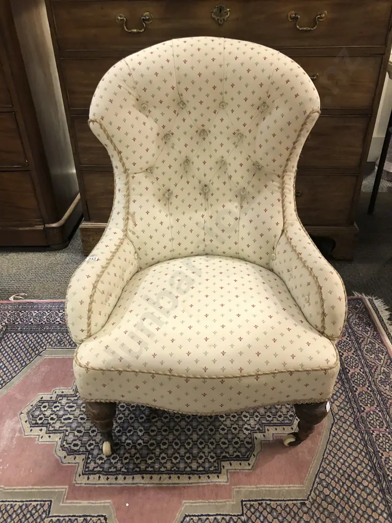 Victorian Oak Button Back Armchair Image 1++