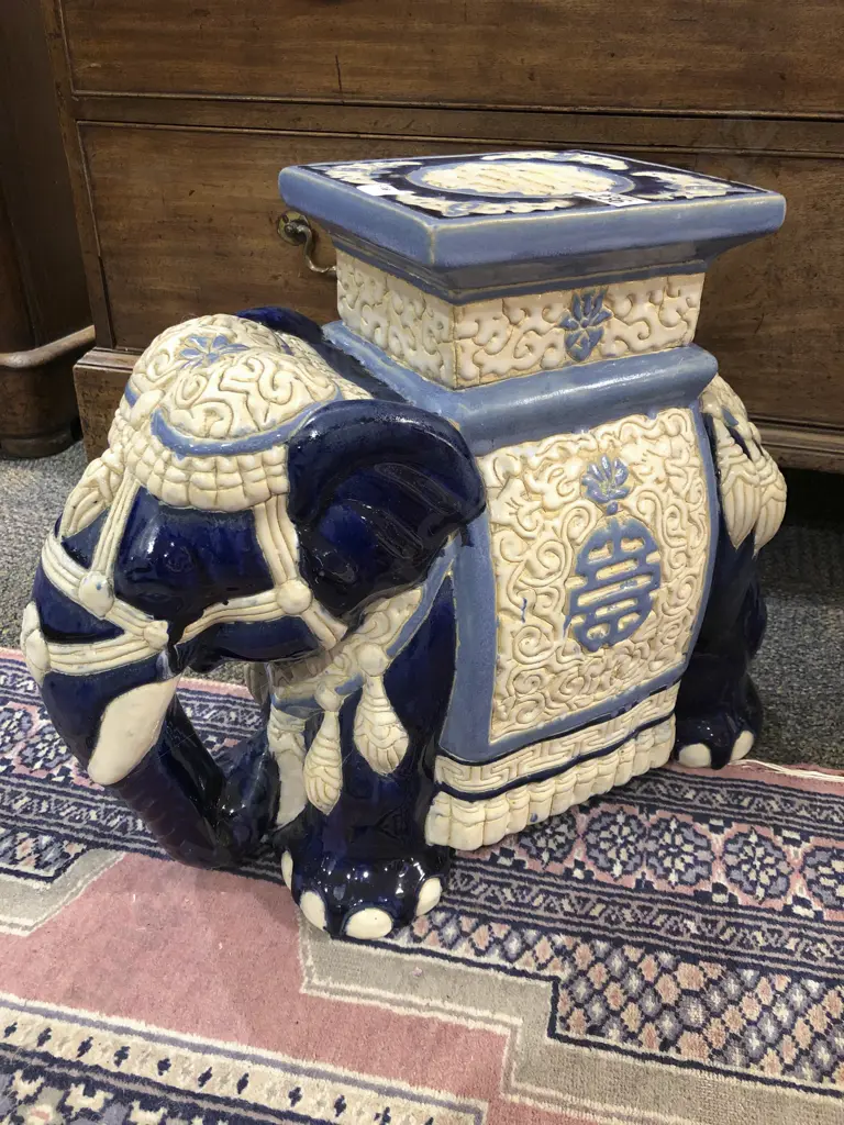 Ceramic Elephant Form Verandah Stool Image 1++
