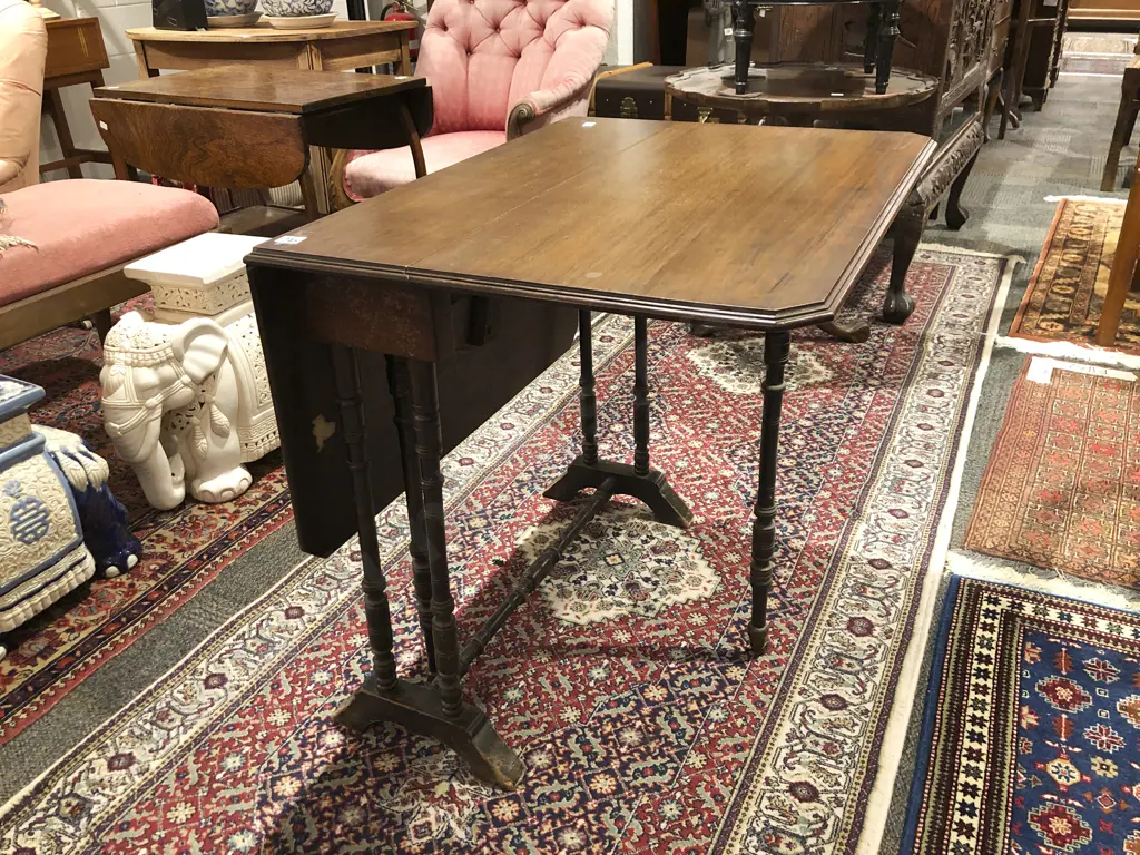 Victorian Mahogany Sutherland Tea Table Image 1++