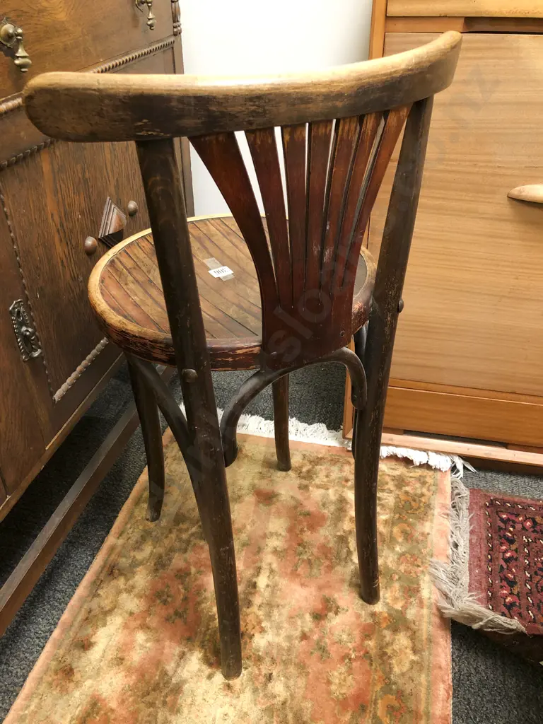 Bentwood Chair Image 1++