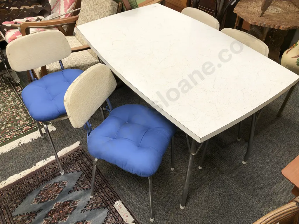 Retro Formica Top Kitchen Table and Four Chairs Image 1++