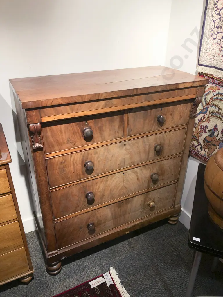 Victorian Mahogany Chest Of Drawers Image 1++
