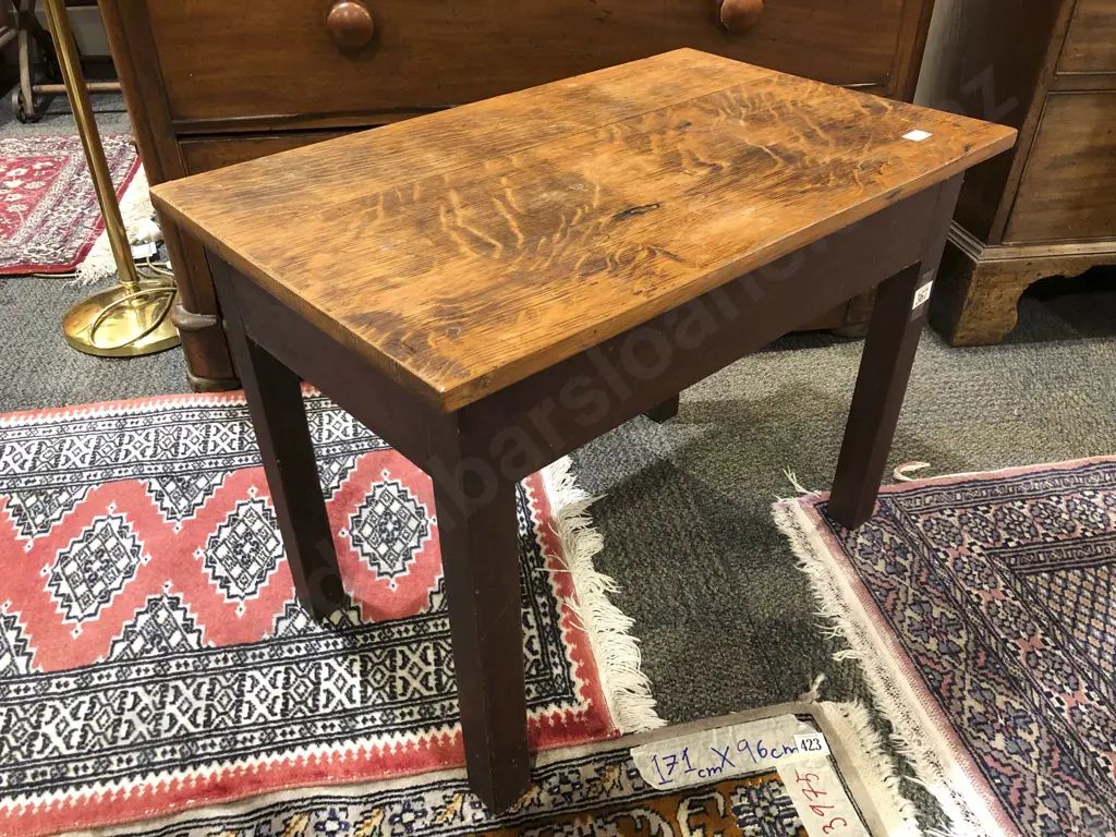 Oak Oblong Occ. Table Image 1++