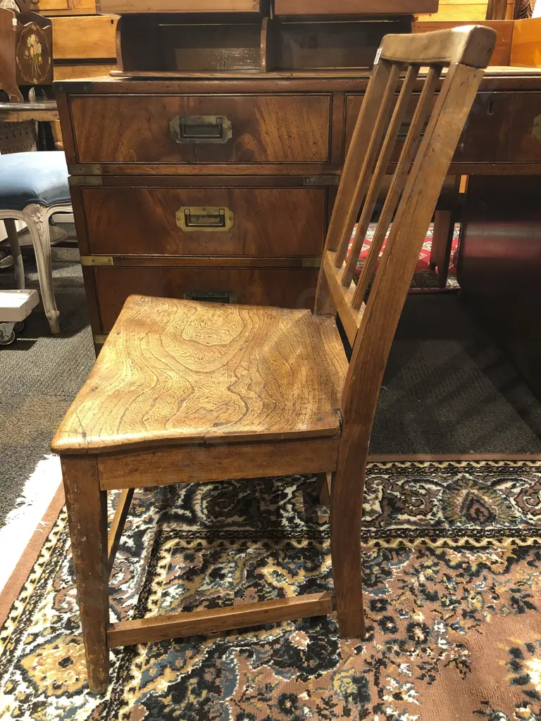 Geo. III Elm Country Chair Image 1++