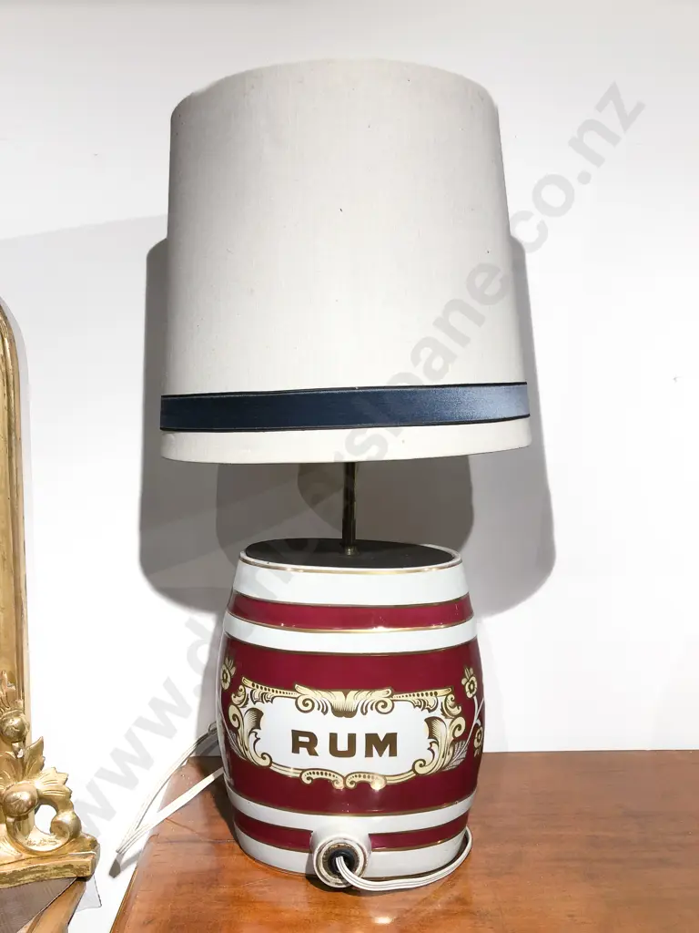 Vintage Ceramic Rum Barrell Table Lamp Image 1++
