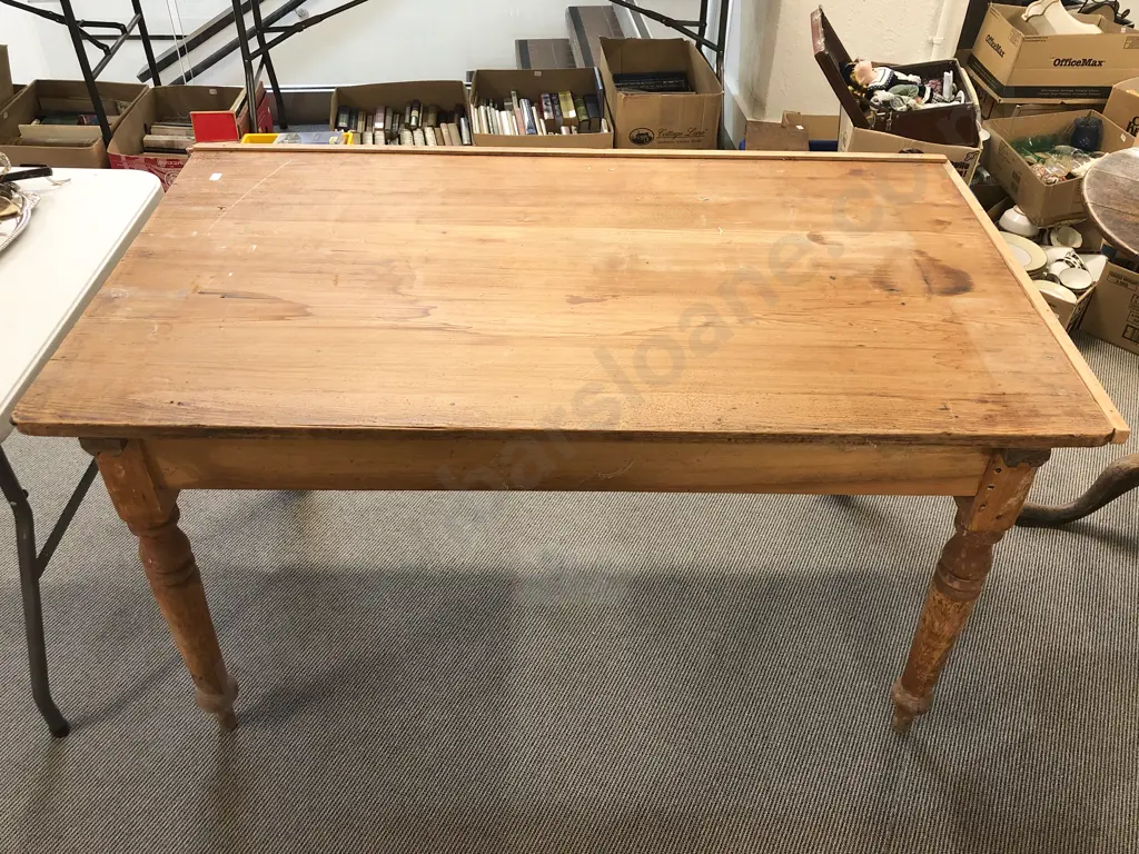 Pine Kitchen Table Image 1++