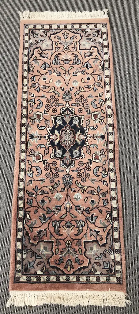 Small Persian Runner Image 1++