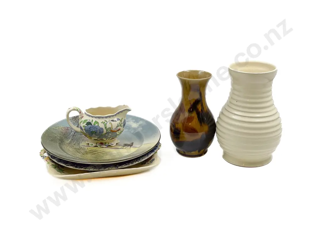 Quantity of Assorted Fancy China & Vases Image 1++