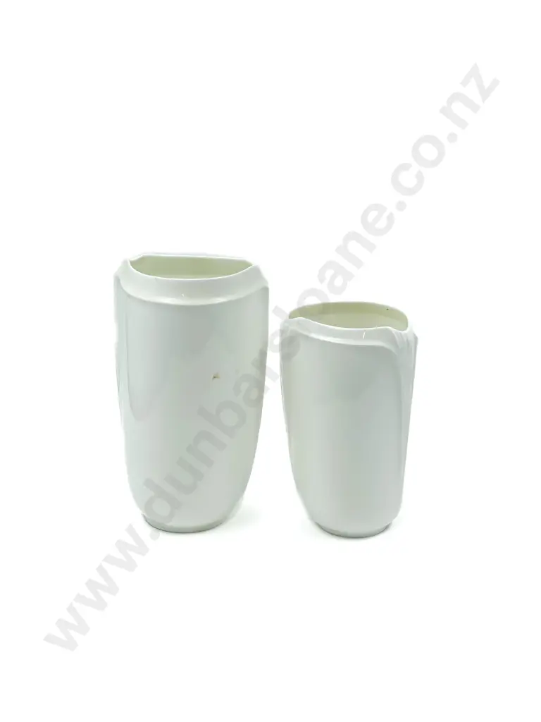 Two Hutchschenreuter Vases Image 1++