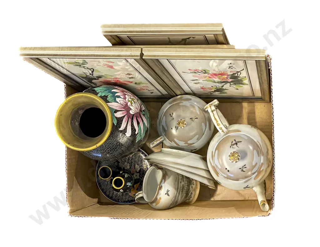 Box of Assorted including China Image 1++