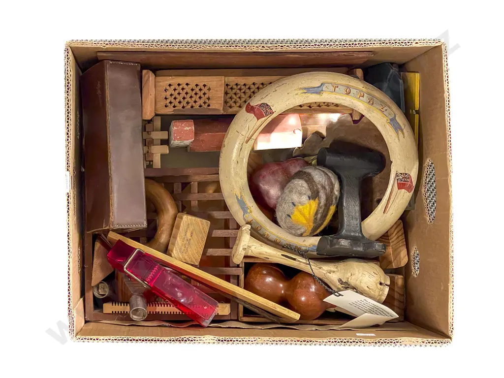 Quantity of Assorted Woodware etc Image 1++